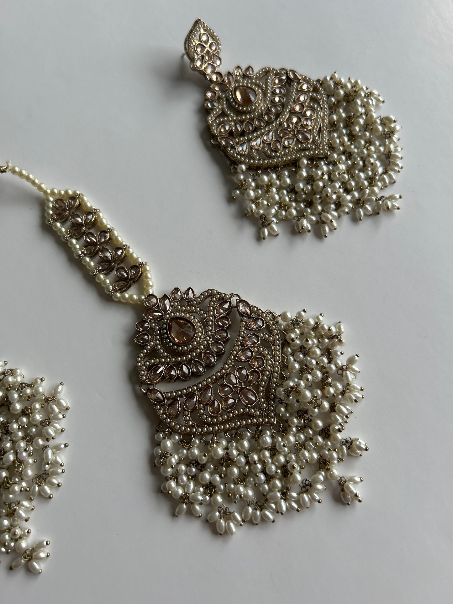 Glamorous Chandelier Waterfall Earrings Tikka Set