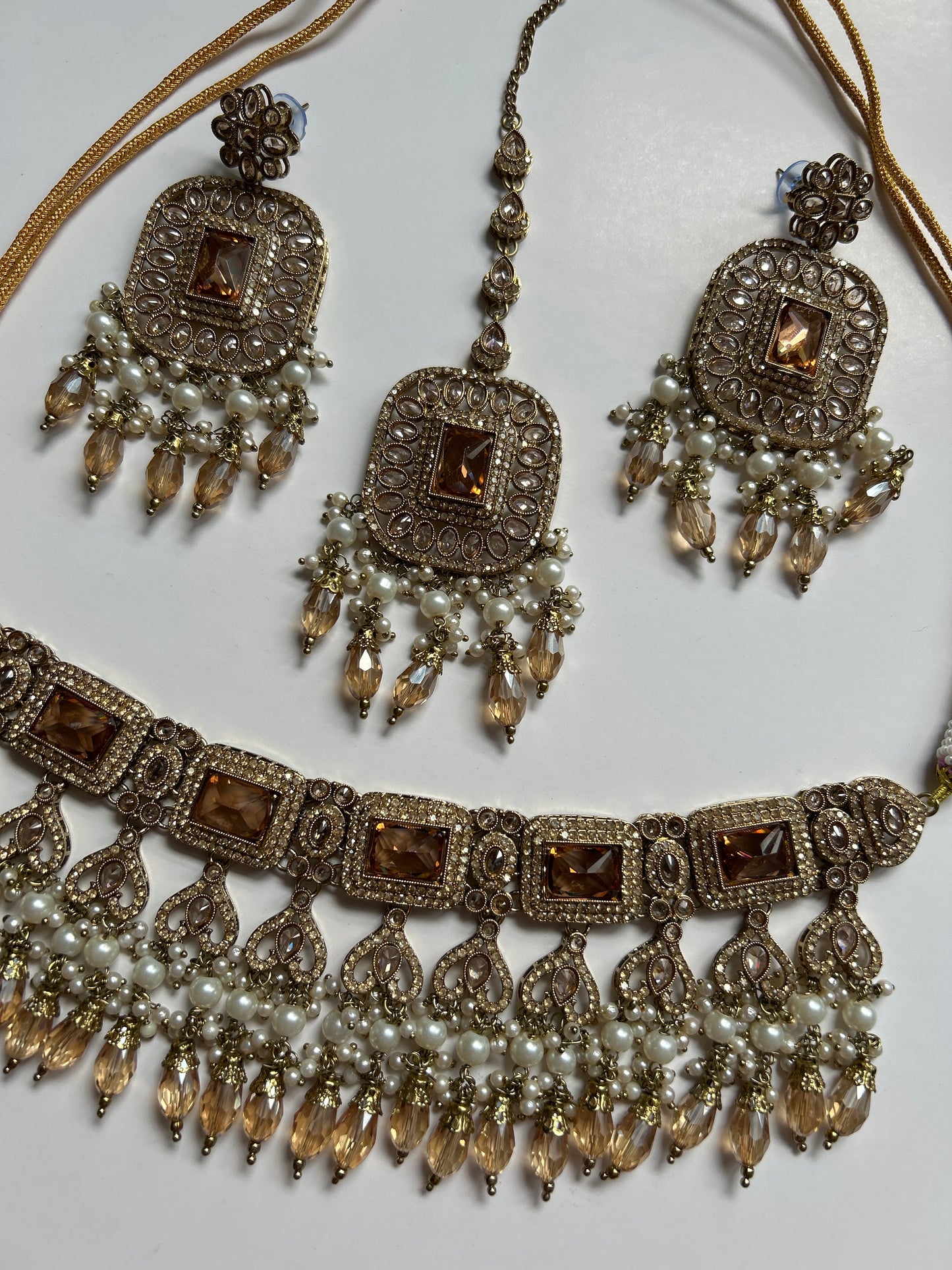 Gold Square Necklace Earrings Tikka Passa Set