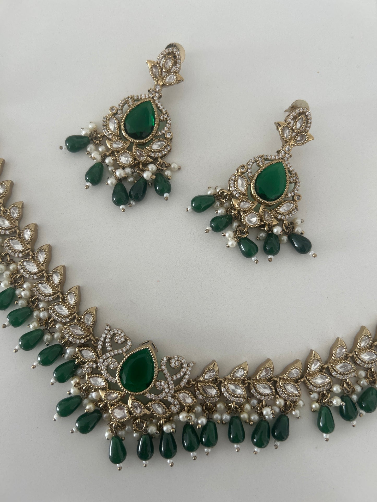 Emerald Green Necklace Earrings Set
