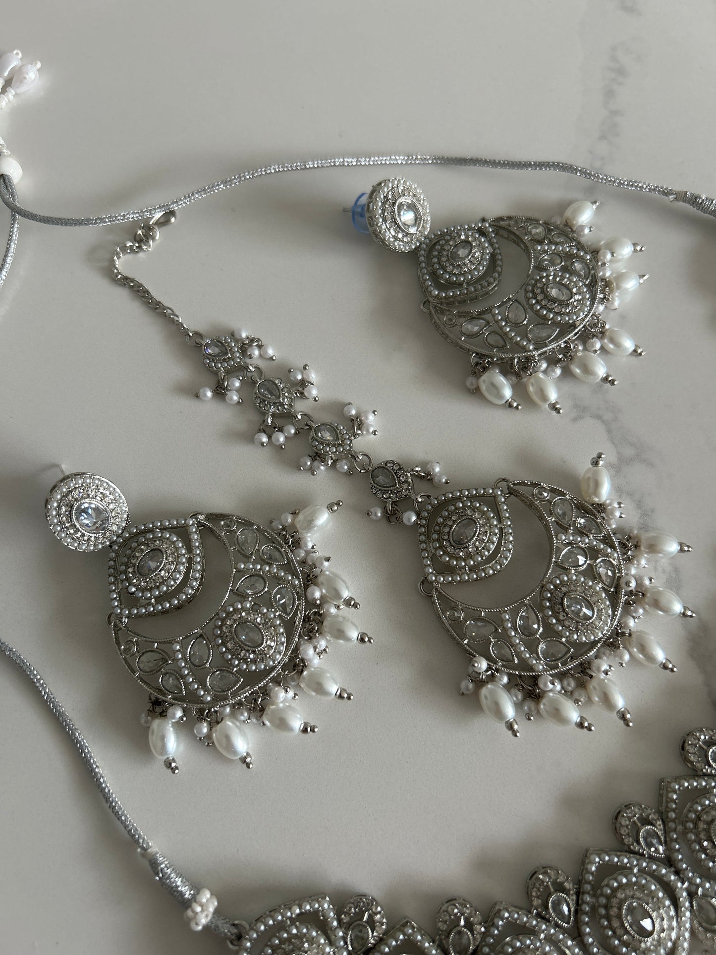 Silver Diamond Shape Pearl Necklace Earrings Tikka Aet