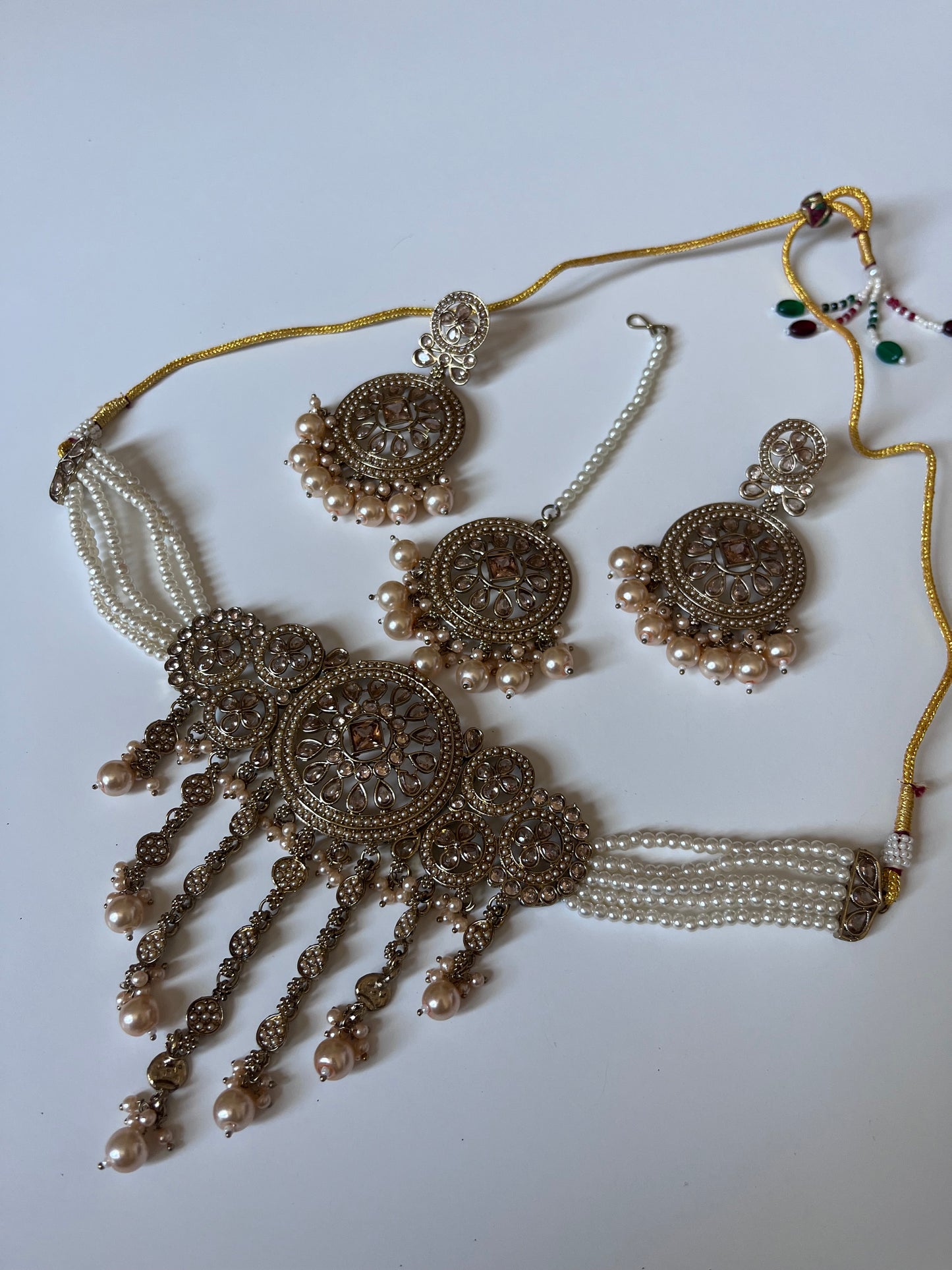 Pakistani Gold Pearl Round Choker
