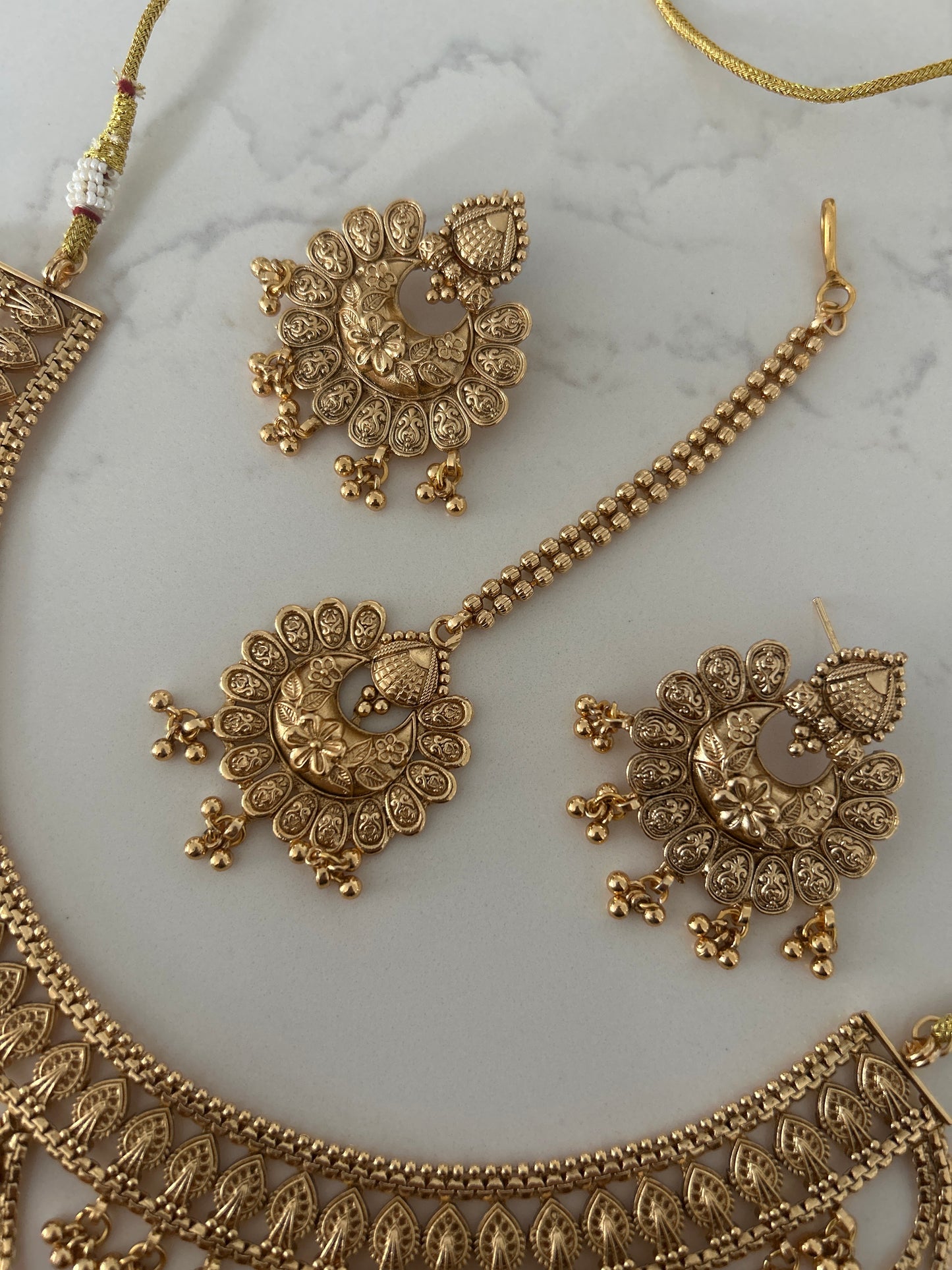 Faux Gold Floral Set