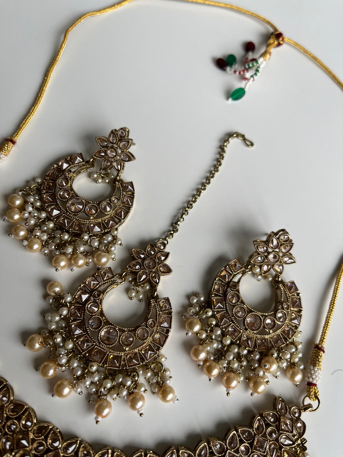 White/Gold Pearl Set