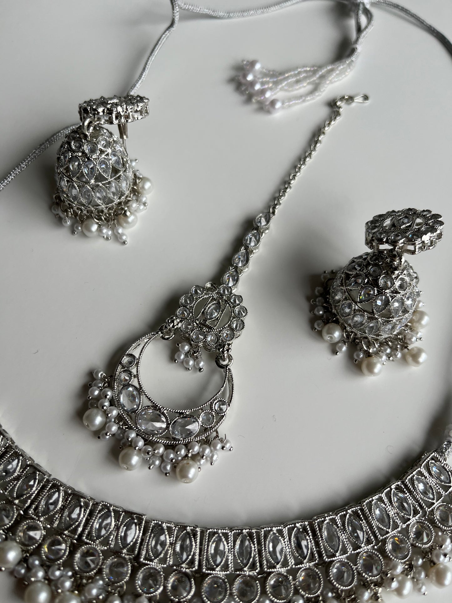 Jumke Silver Polki Necklace Set