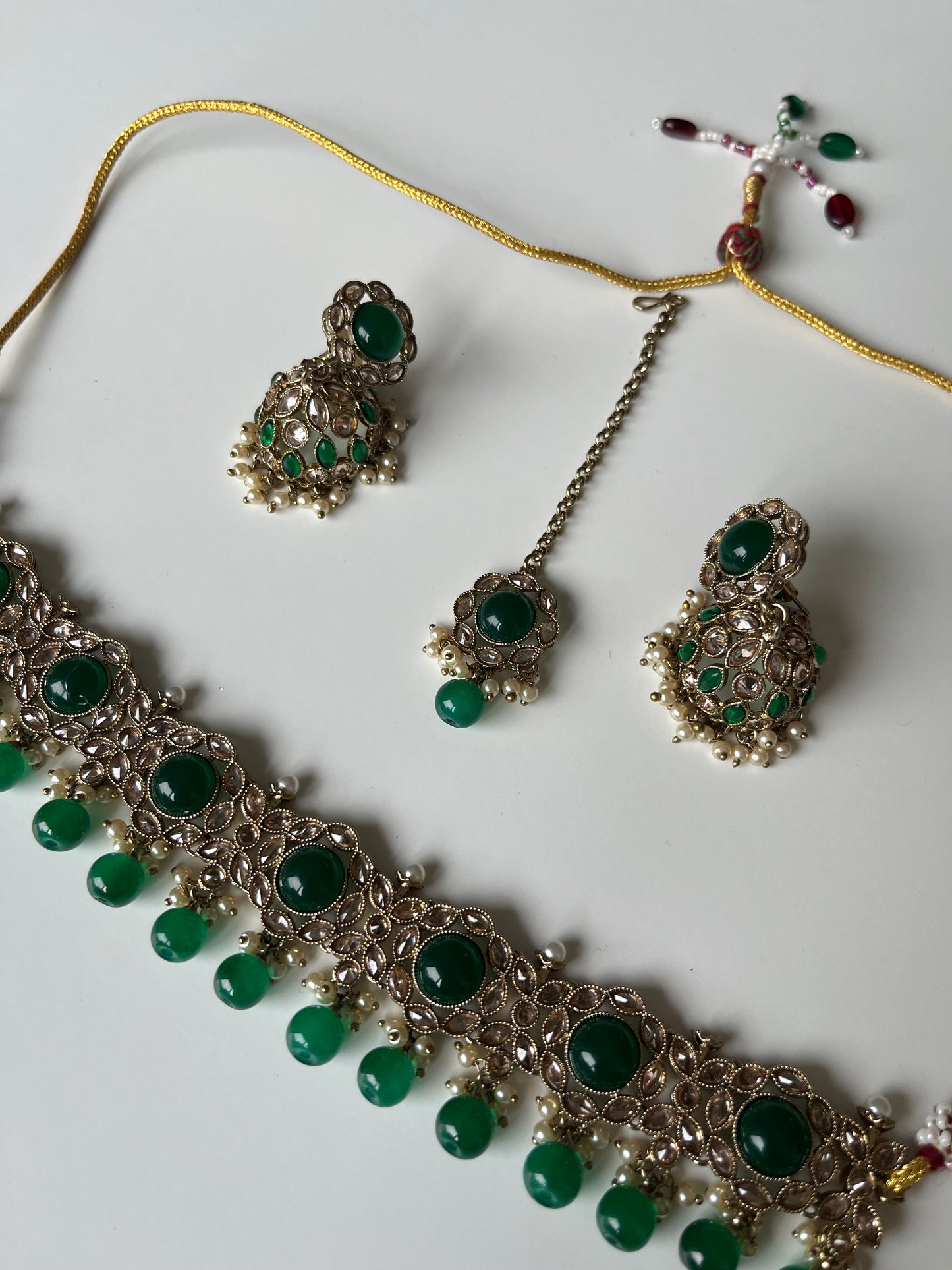 Circle Choker Emerald Green