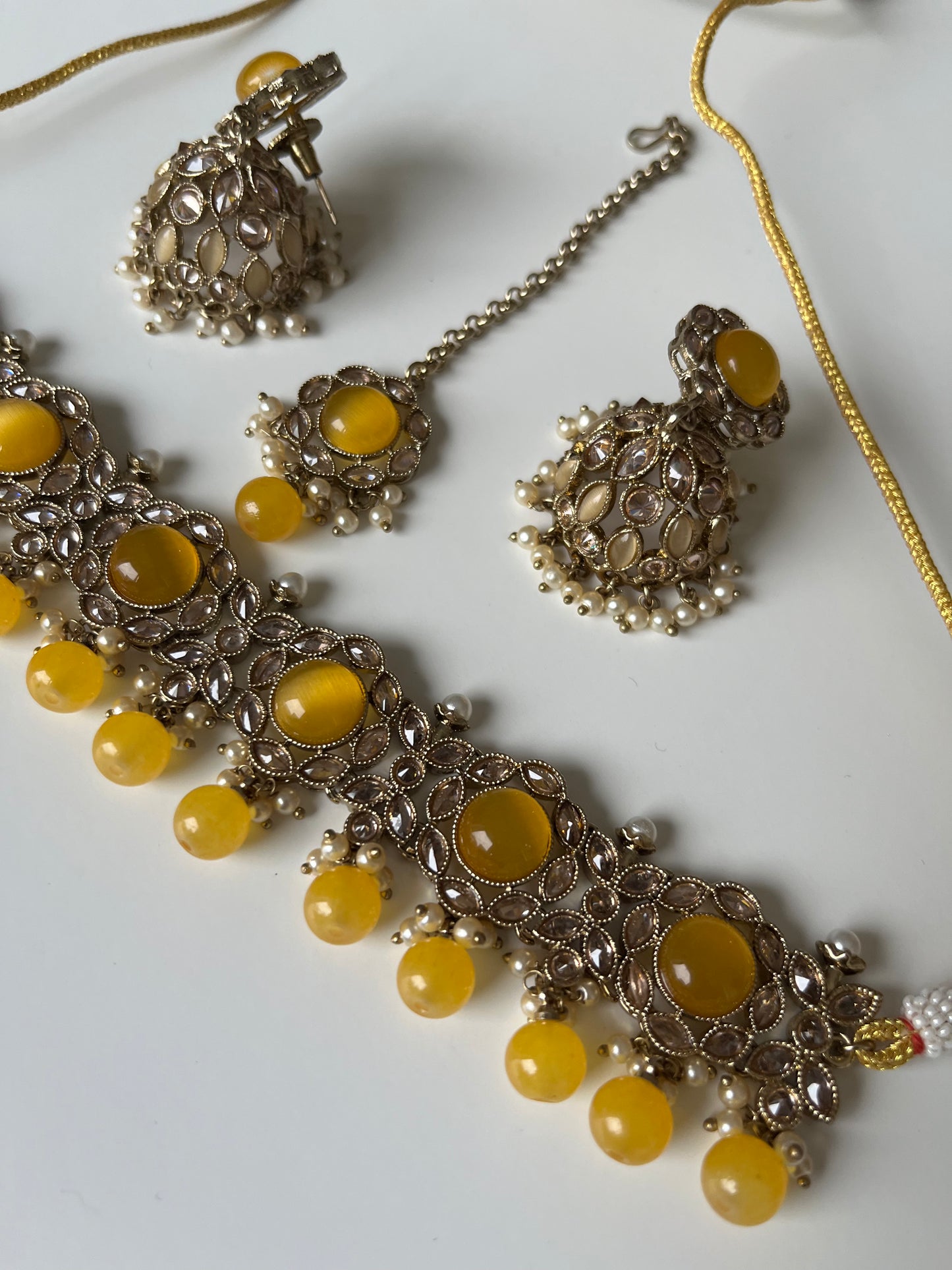 Circle Choker Yellow