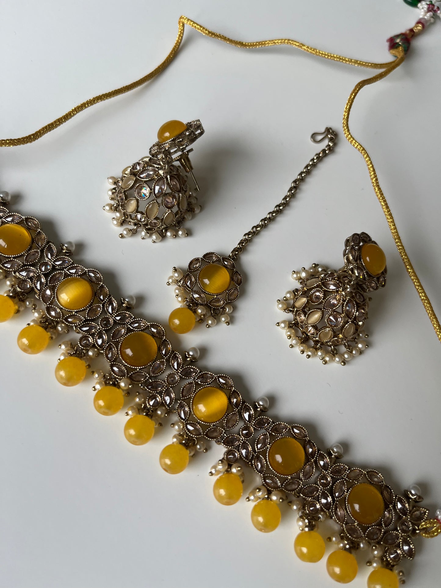 Circle Choker Yellow