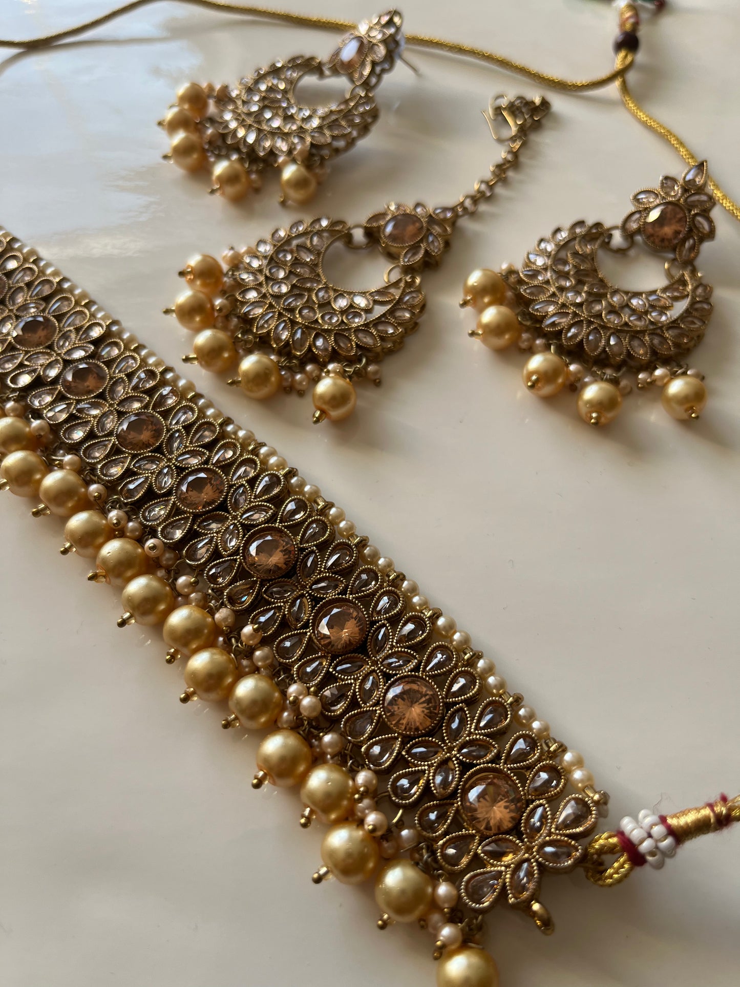 Amber Stone Gold Pearl Choker Set