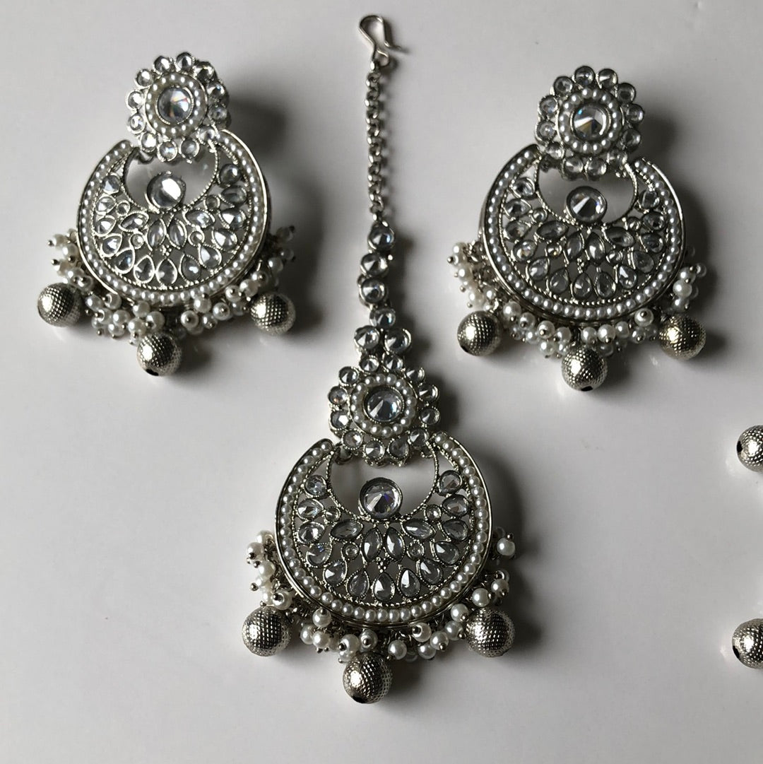 Silver Elegance Bridal Earrings Tikka Necklace Set