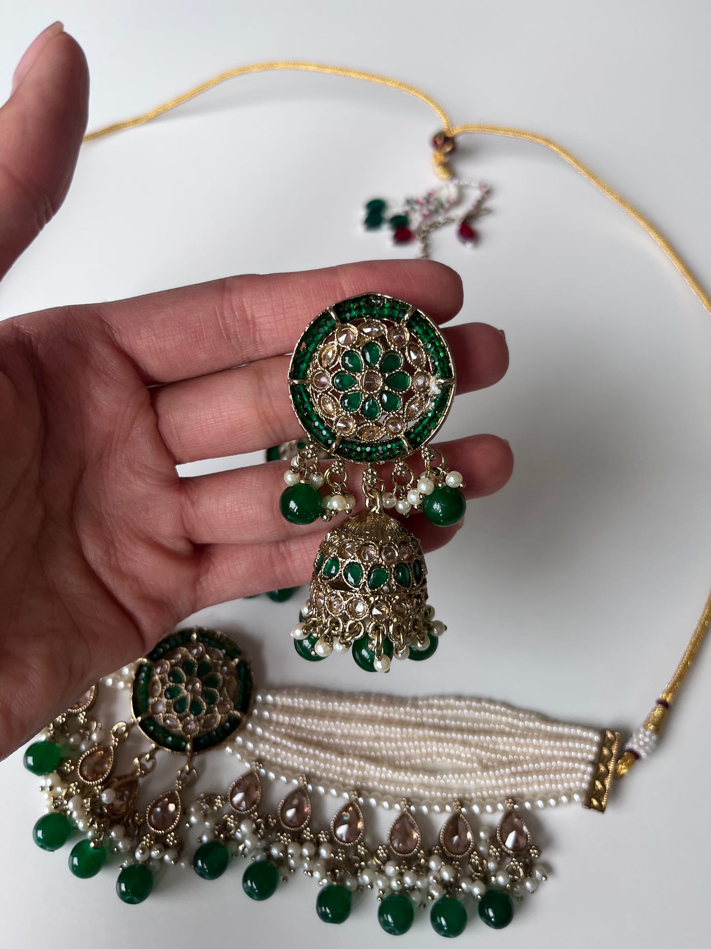 Emerald Green Pearl Choker
