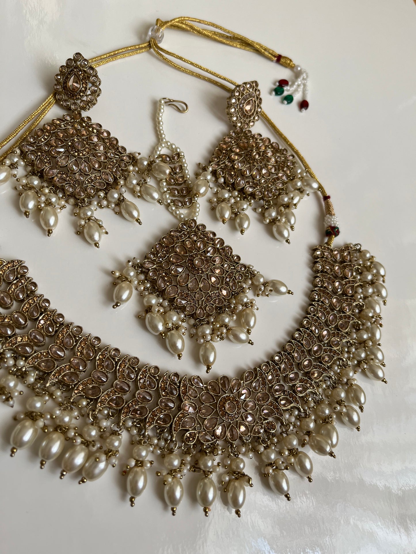 Gold Pearl Semi Bridal Spinal Tikka Set