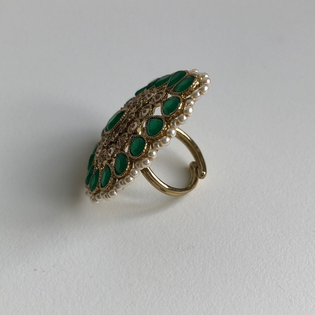 Green Pearl Crystal Ring