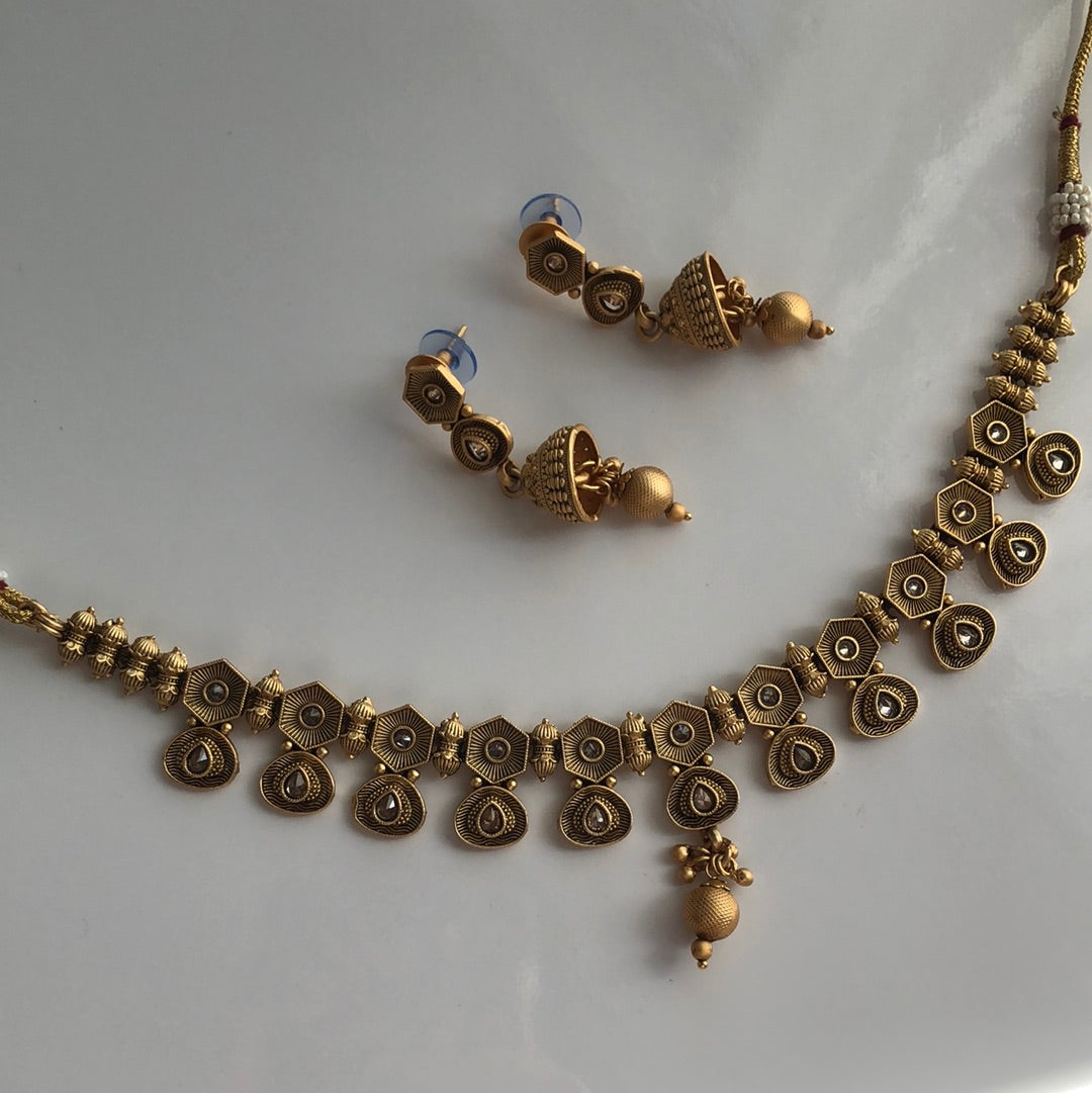 Elegant Tradition Gold Haar