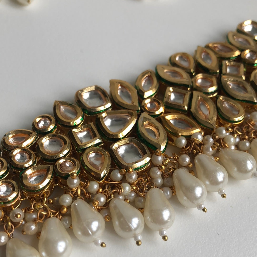 Lined Emerald Green Gold Pearl Kundan Necklace Earring Set