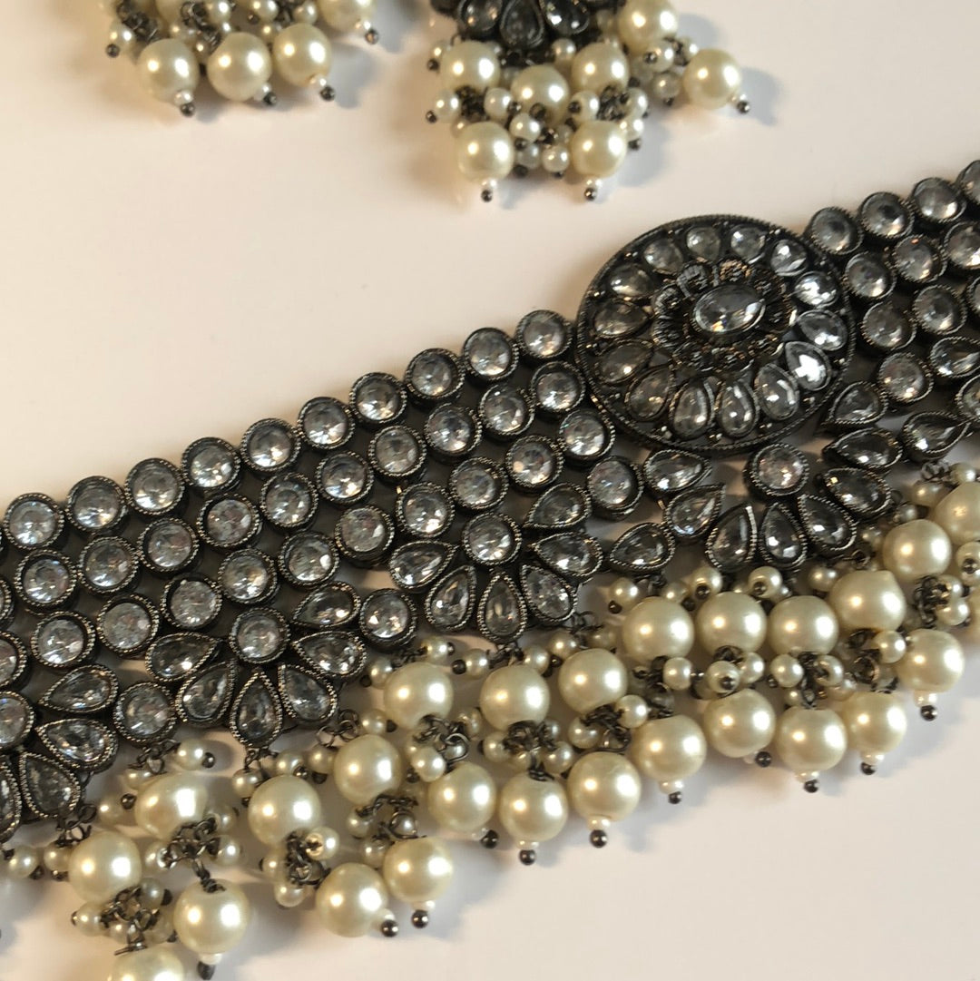 Dark Grey Silver Pearl Choker Earring Set