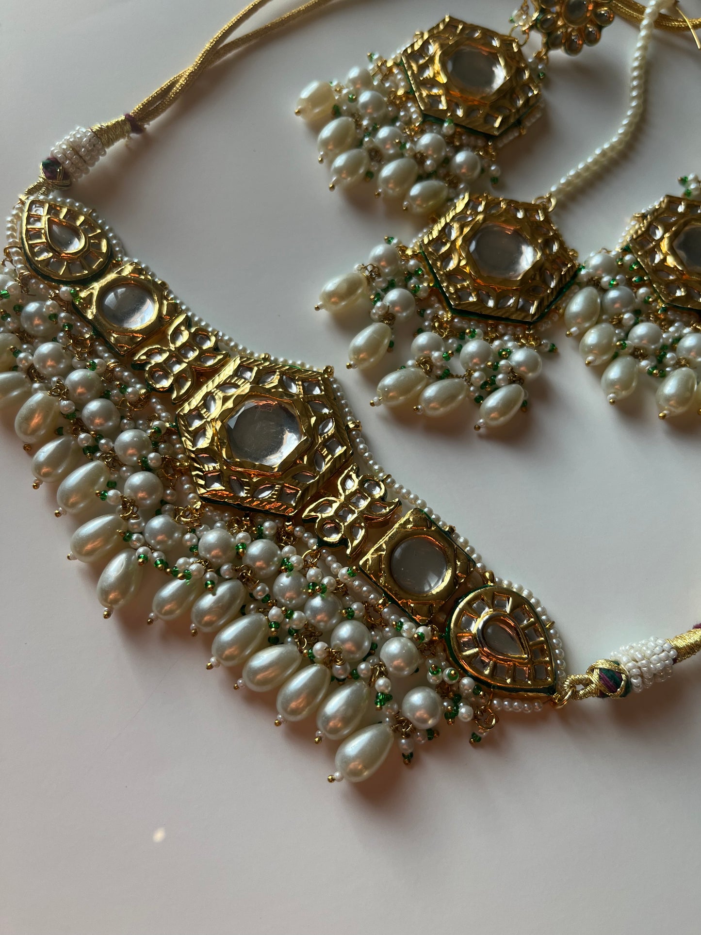 Kundan Pearl Choker