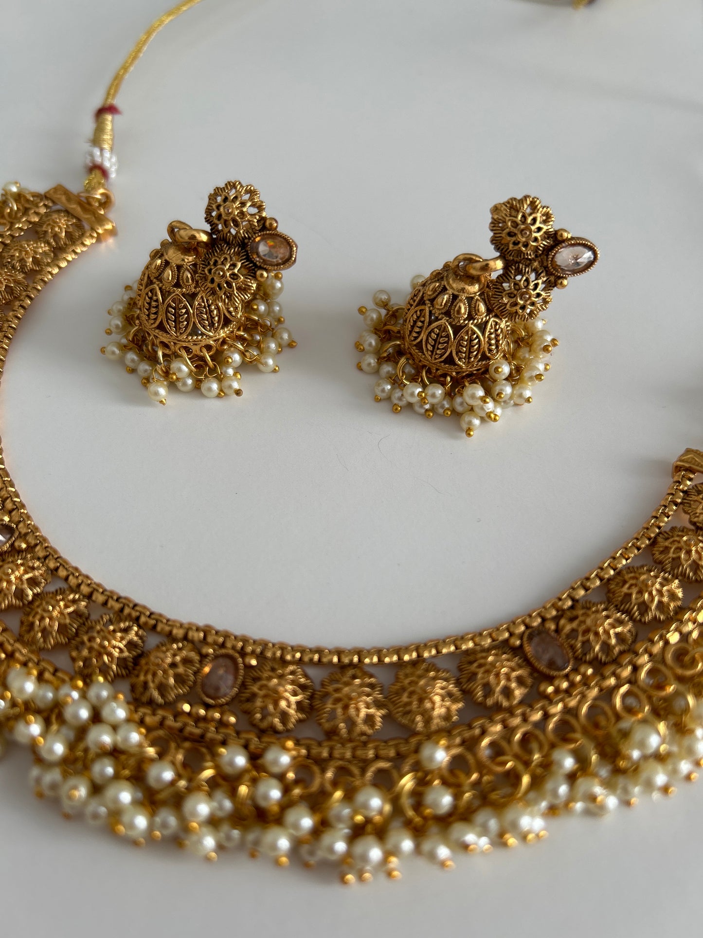 Antique evergreen gold necklace earrings set