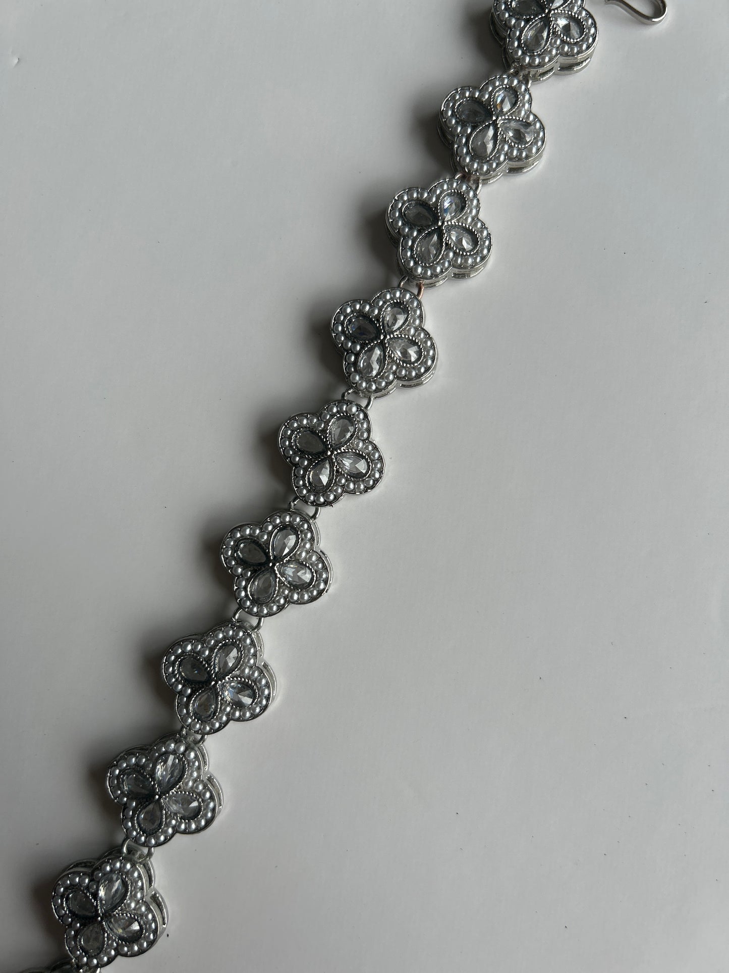 Four Leaf Clover Silver  Sheeshpool