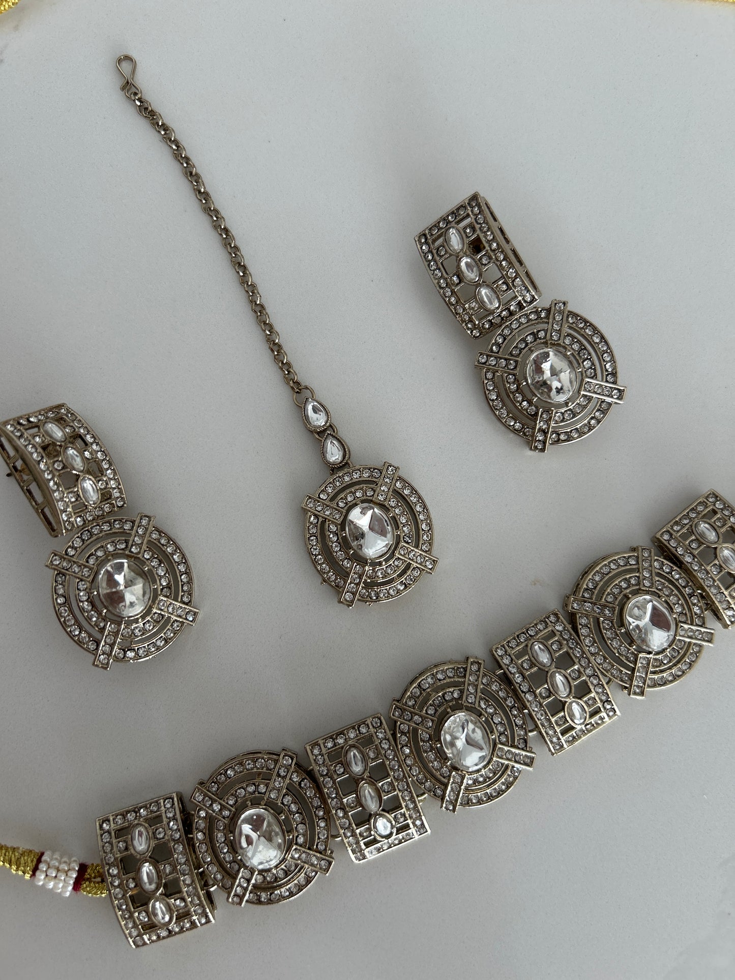 Geo Necklace Earrings Tikka Set