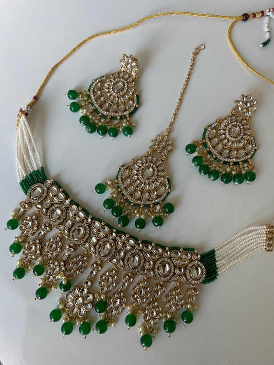 Forest green Necklace earrings tikka set