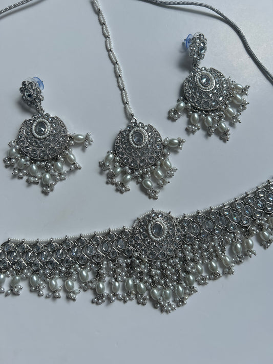 Silver Pendant Necklace Earrings Tikka Set