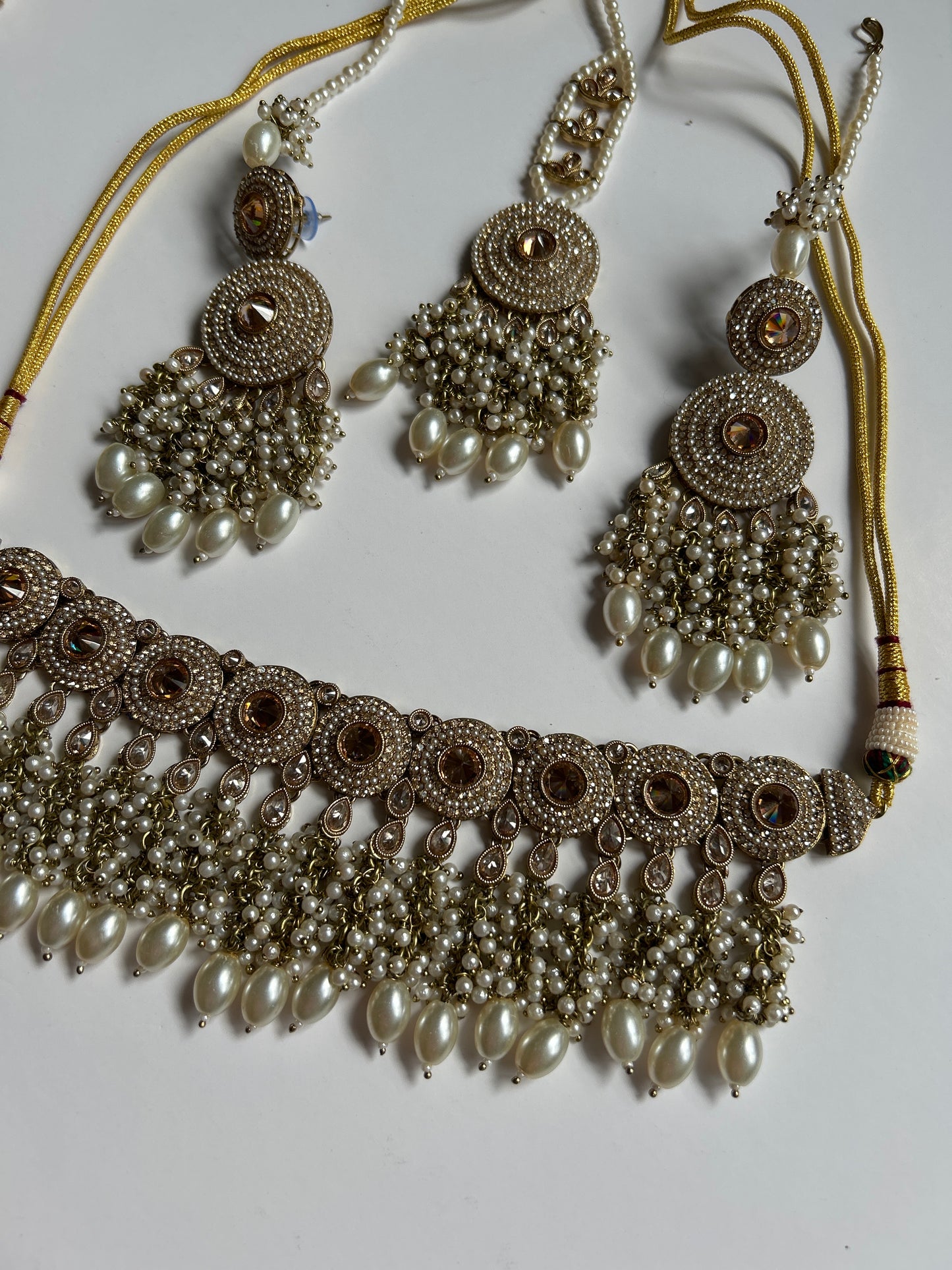 Stunning Showstopper Gold Pearl Rainfall Necklace Earrings Tikka Passa Set