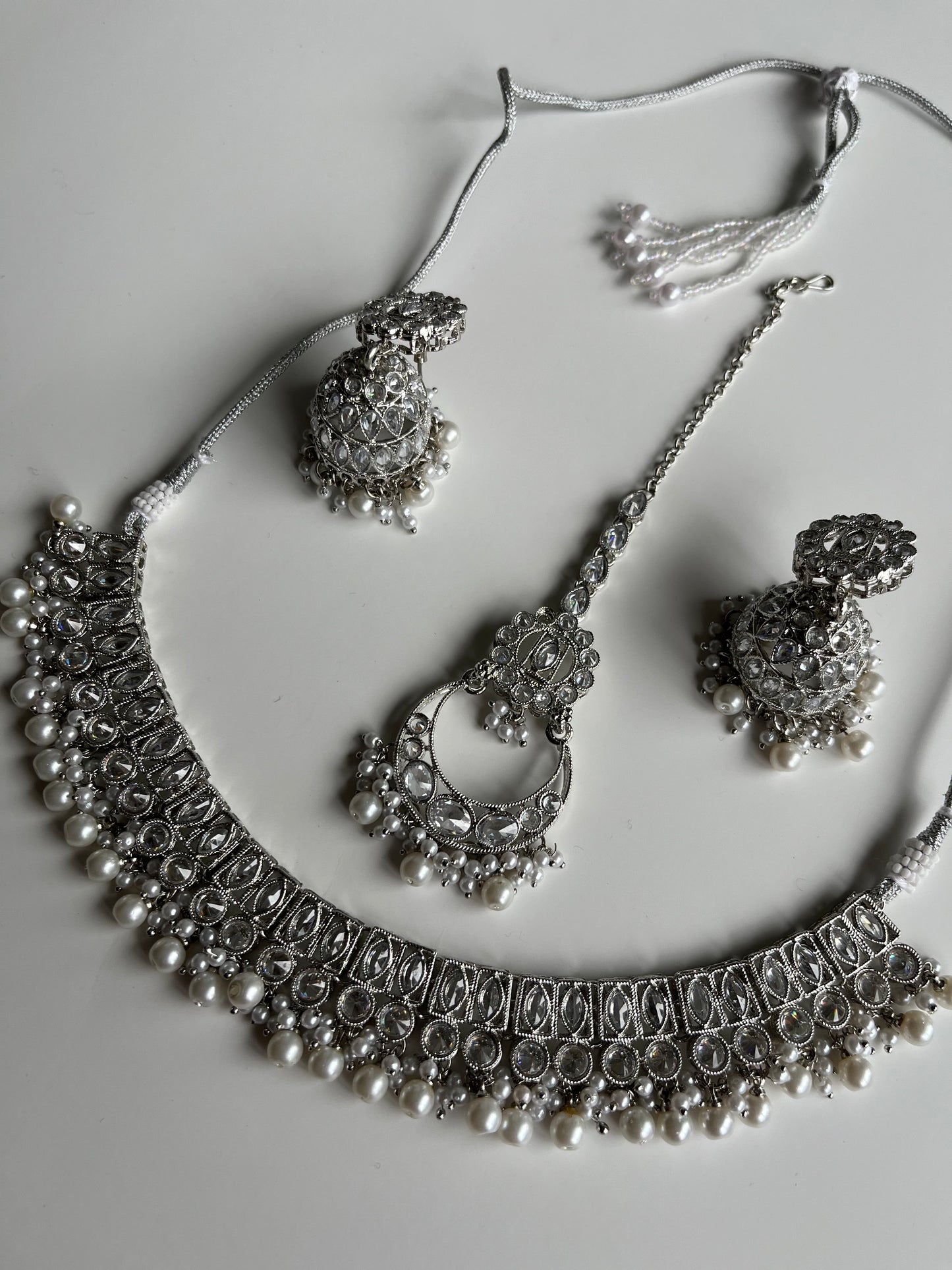 Jumke Silver Polki Necklace Set