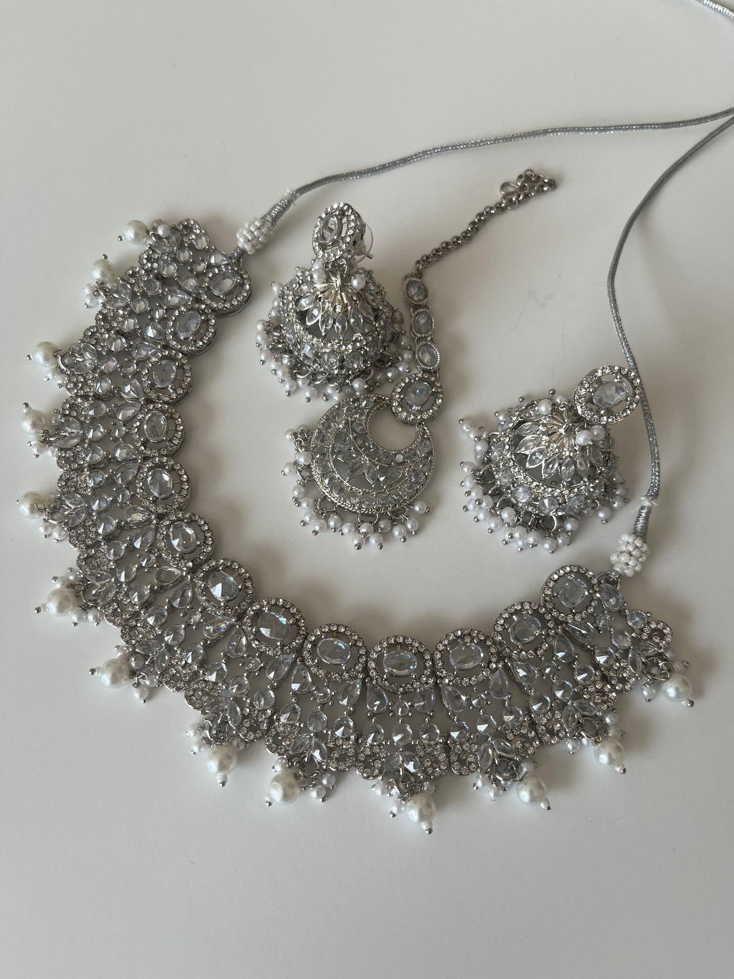 Silver Crystal Jumke Necklace Set