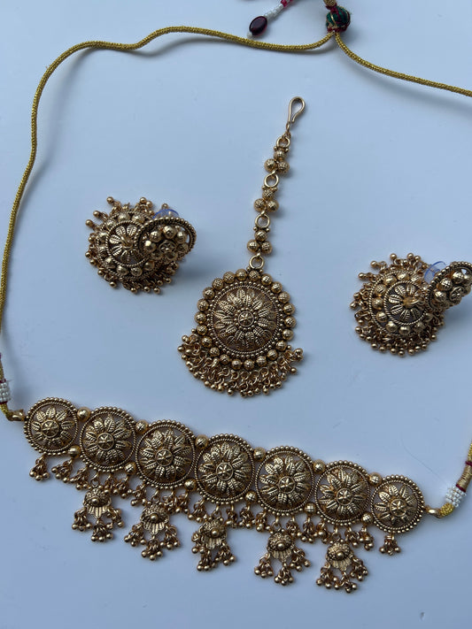 Faux Gold Flower Necklace Earrings Tikka Set