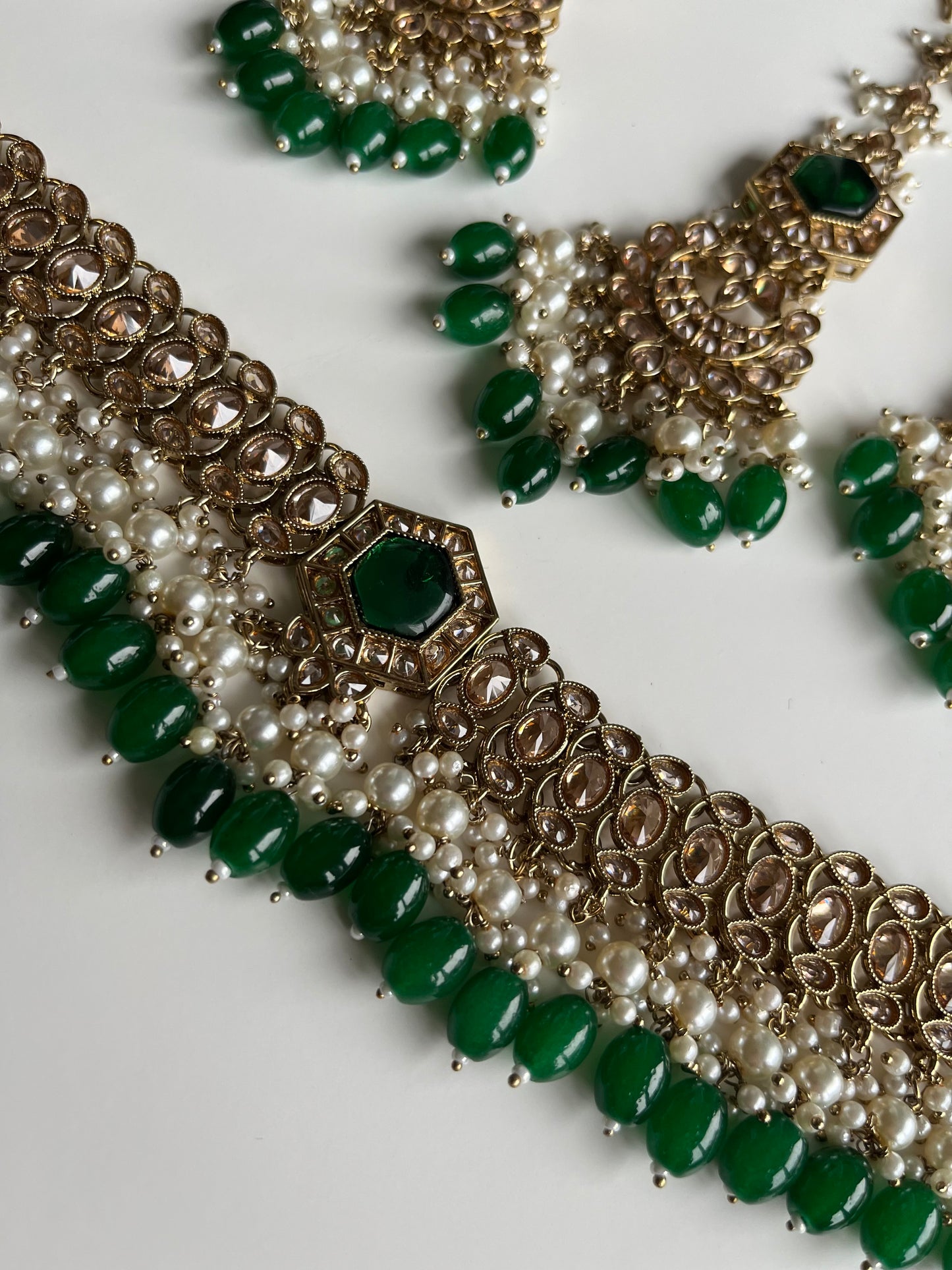 Emerald Green Royal Choker