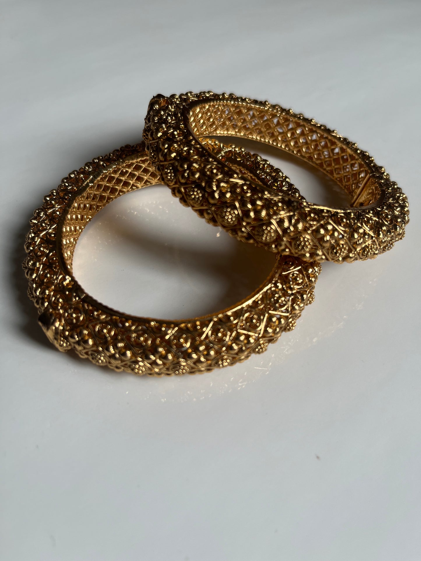 Antique Gold Screw Kada Bangle