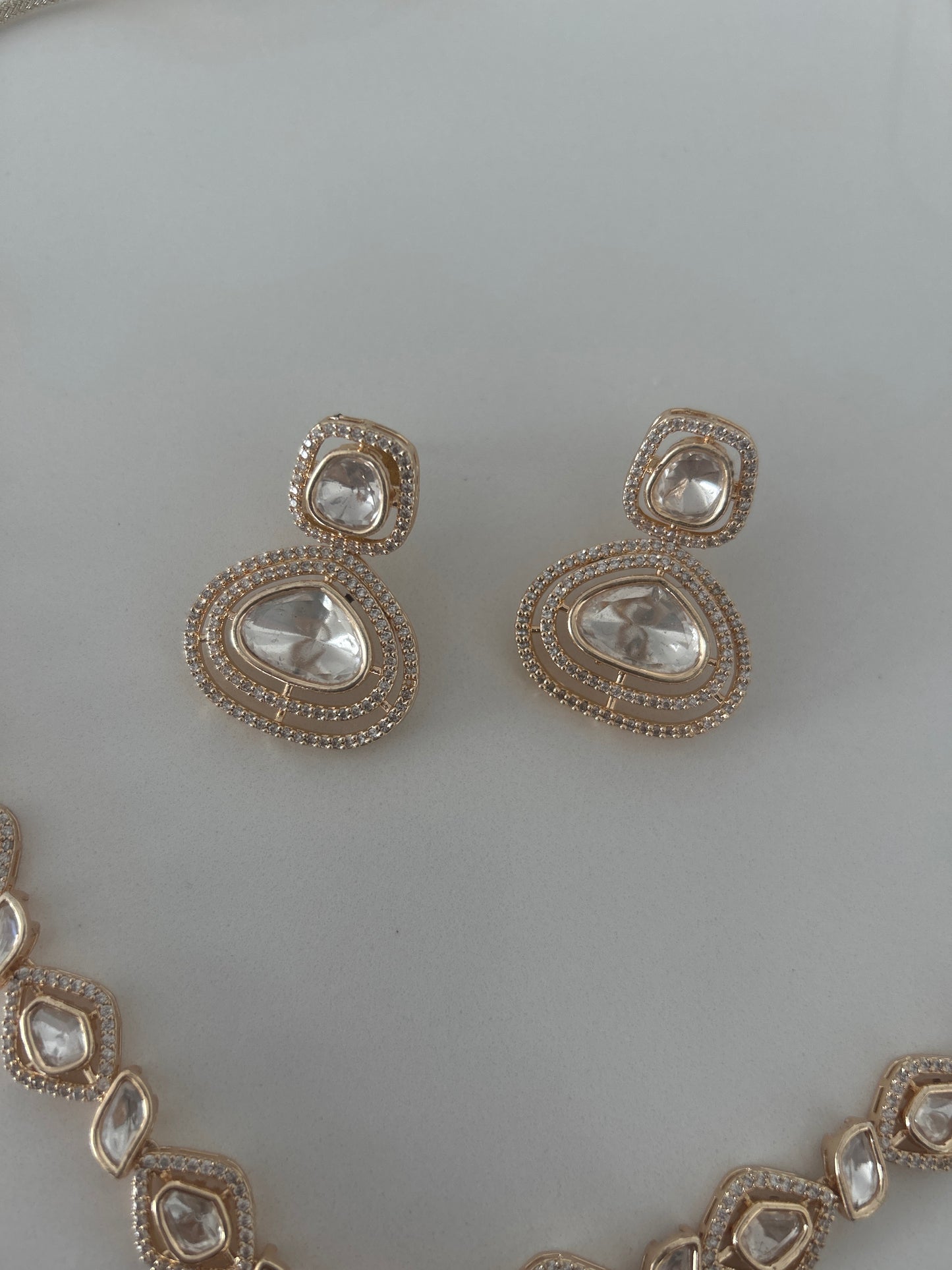 Gala Gold Necklace Earrings Set