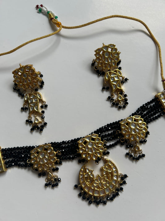 Black Kundan Necklace Earrings Set