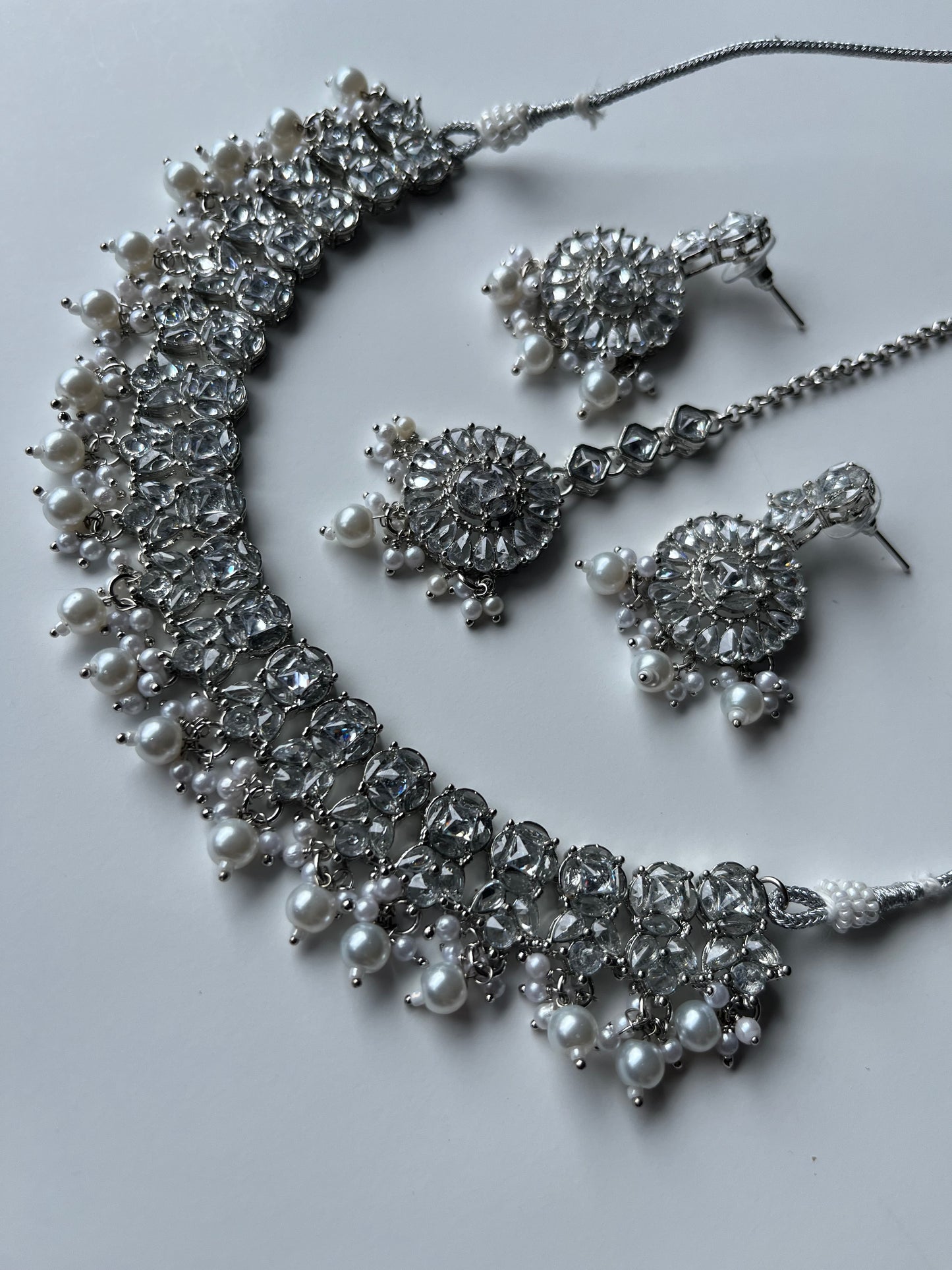 Silver Round Necklace Set