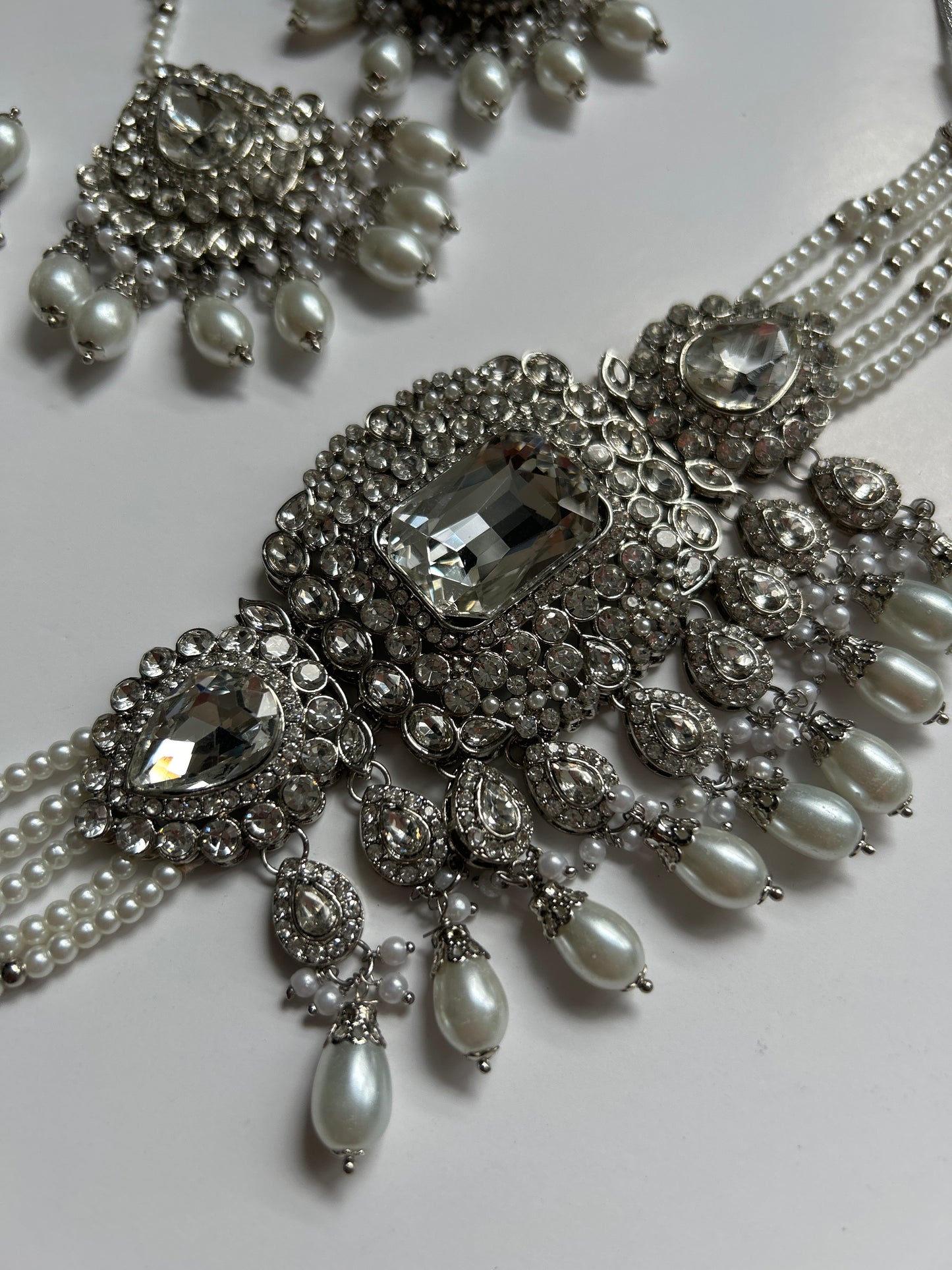Glamour Silver Necklace Earrings Tikka Set