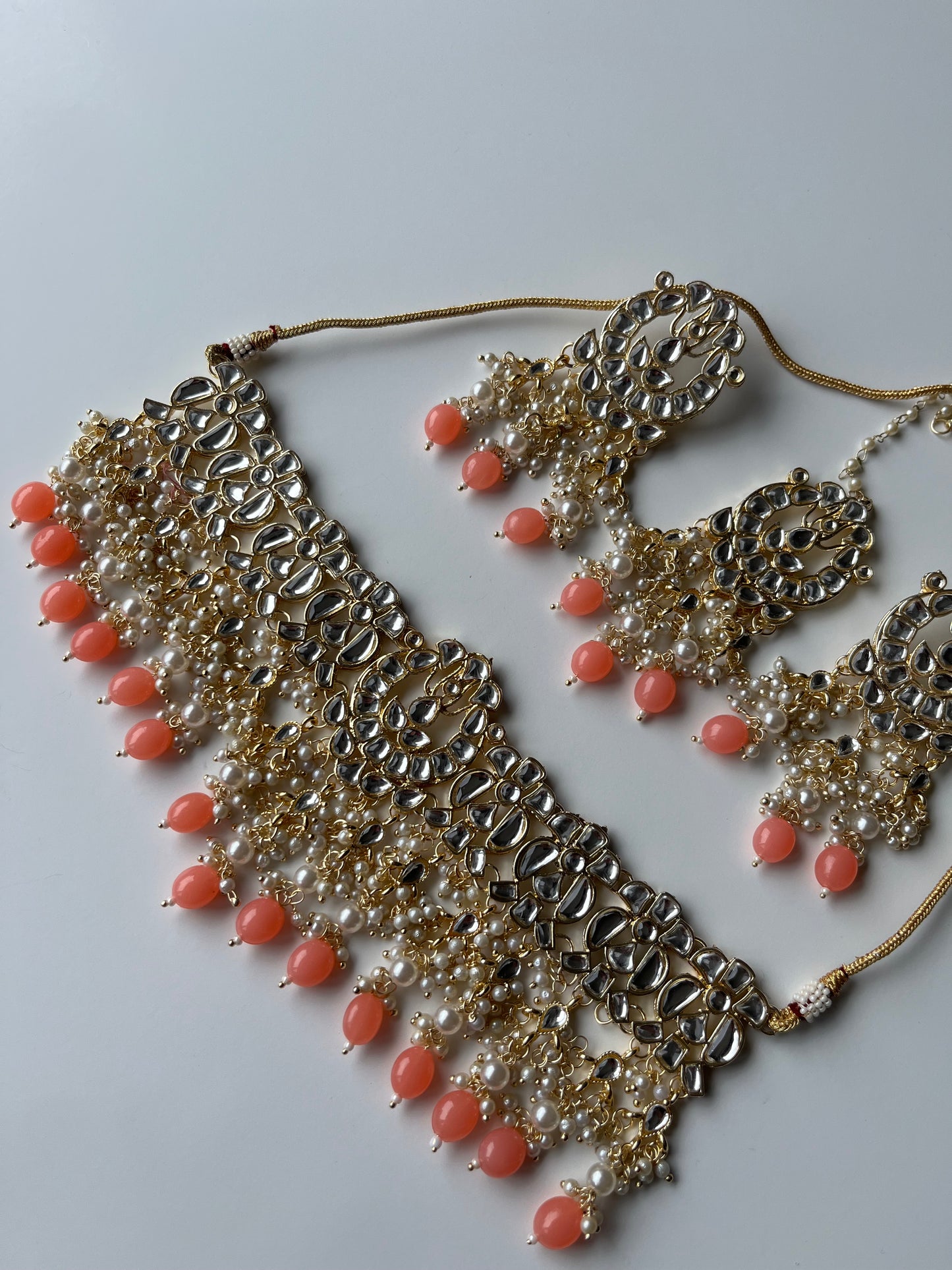 Faux Kundan Peach Choker Set