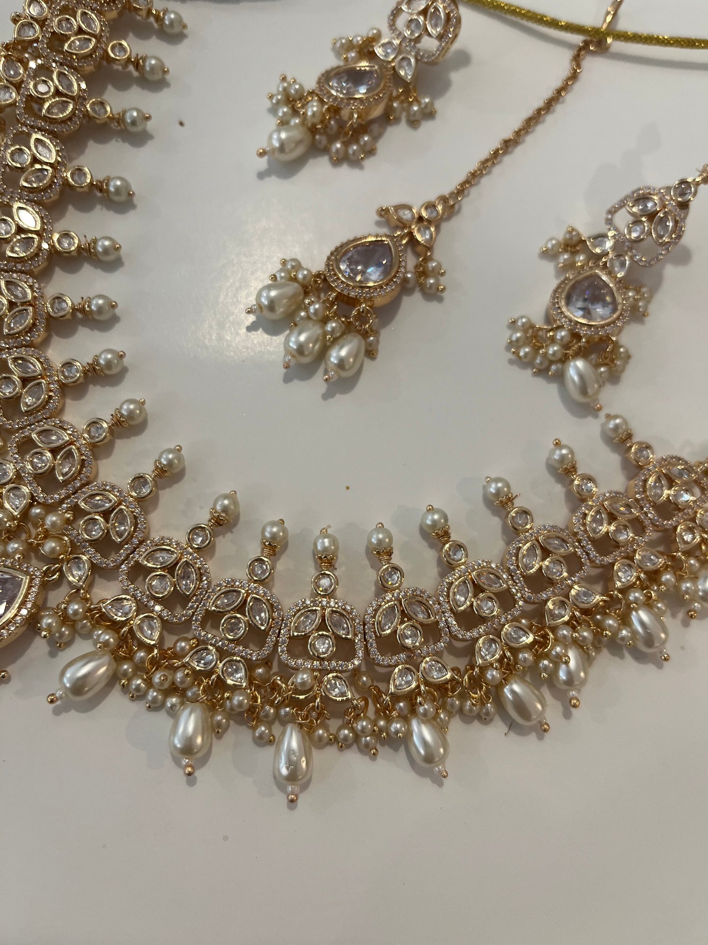 Kundan Teardrop Set