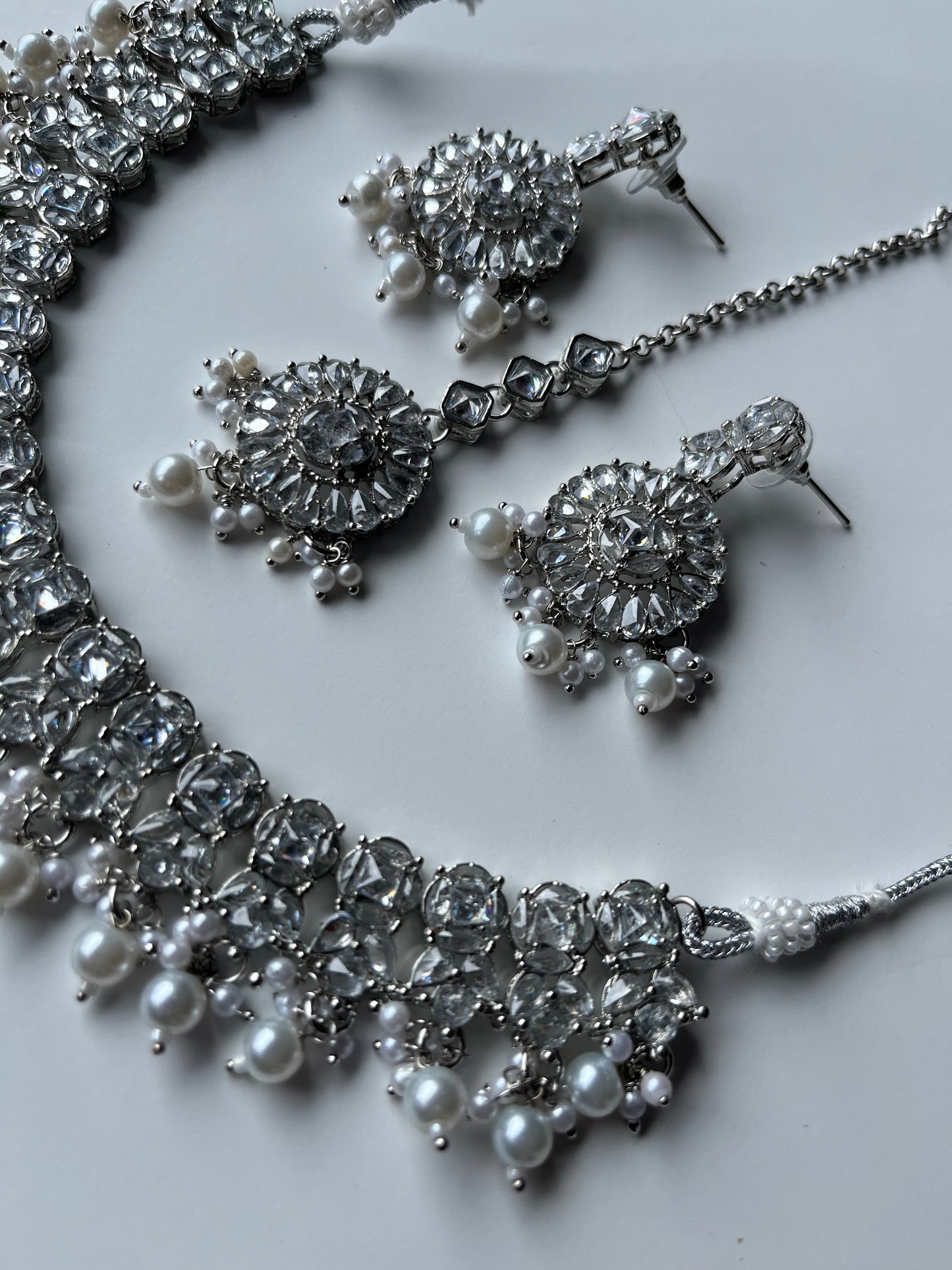 Silver Round Necklace Set