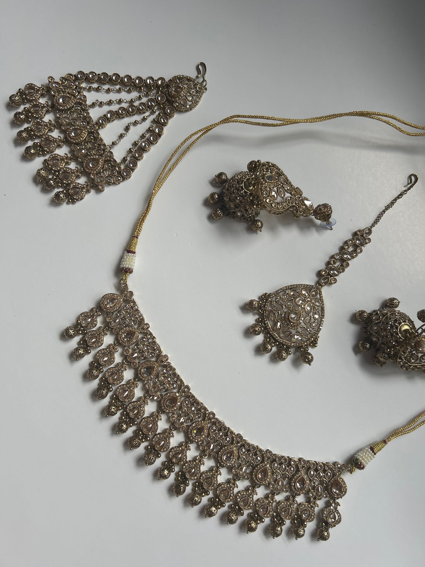 Gold Traditional Necklace Earrings Tikka Passa Set