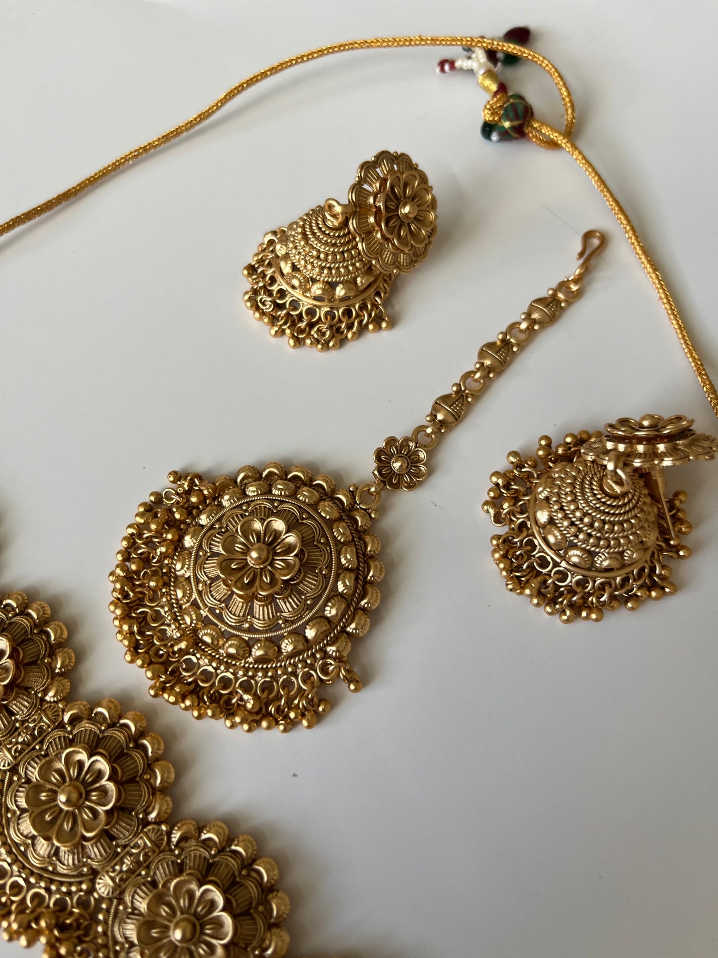 Antique Gold Jumke Set