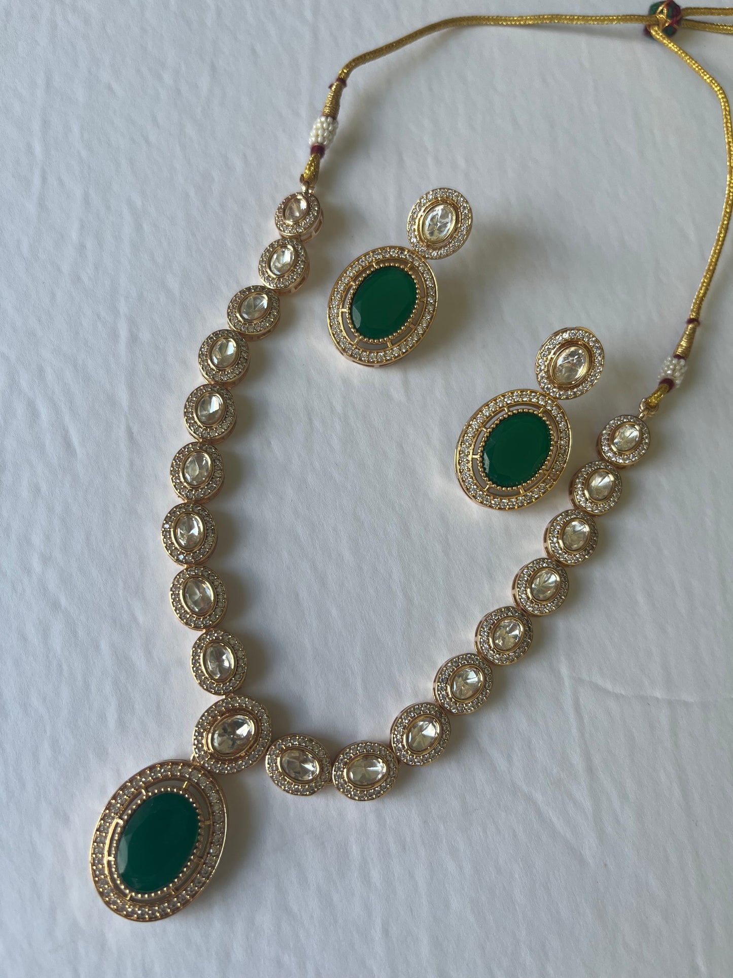 Green kundan pendant