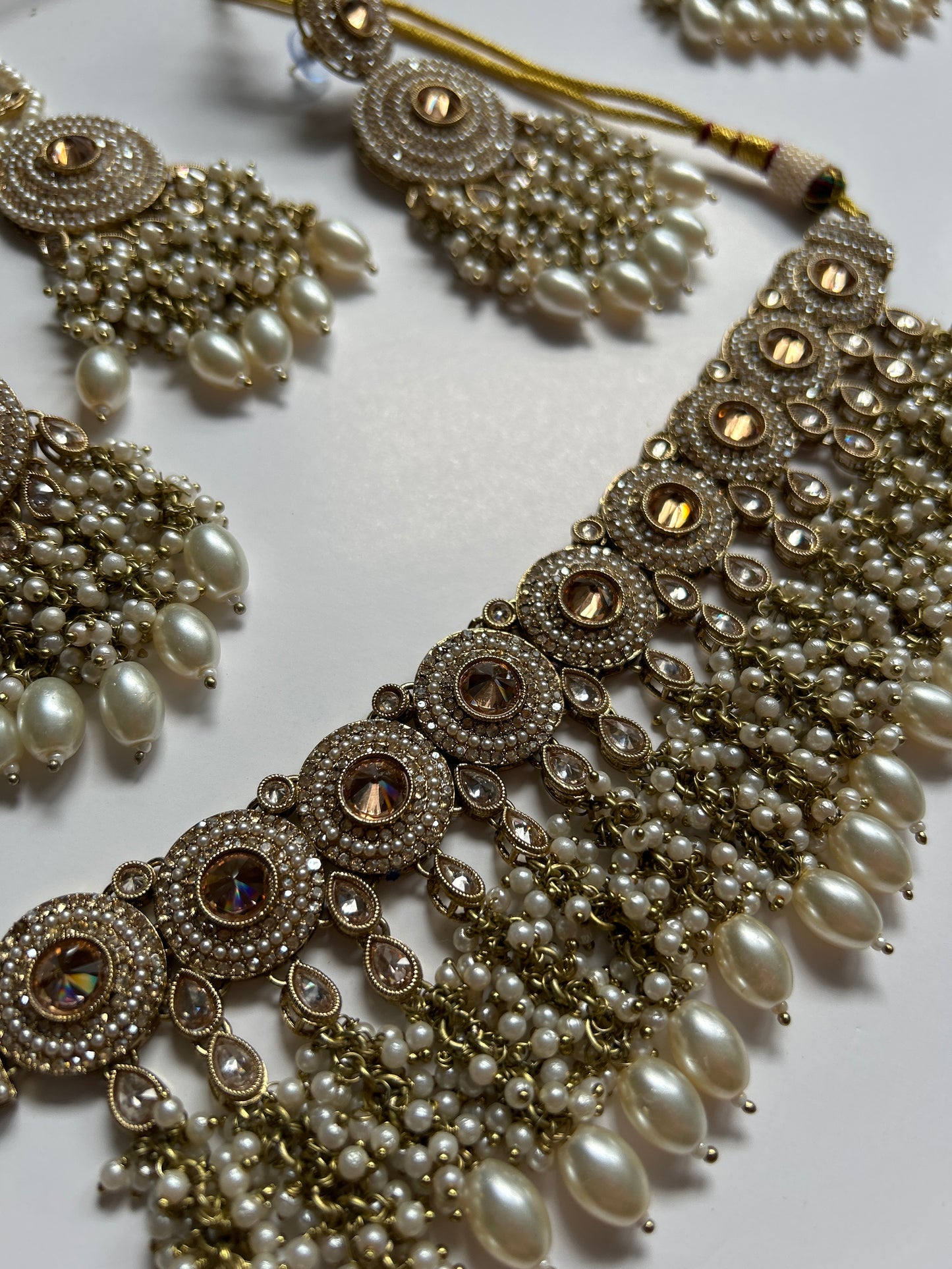 Stunning Showstopper Gold Pearl Rainfall Necklace Earrings Tikka Passa Set