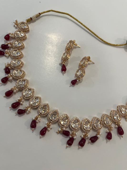 Red kundan set