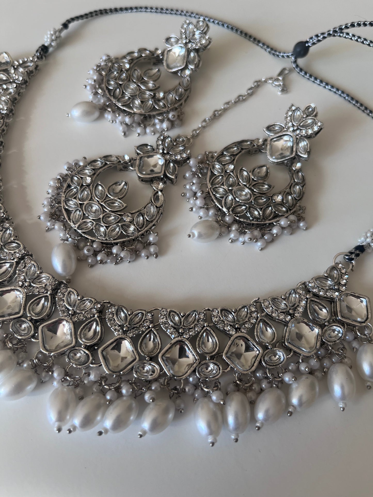 Silver Pearl Necklace Set