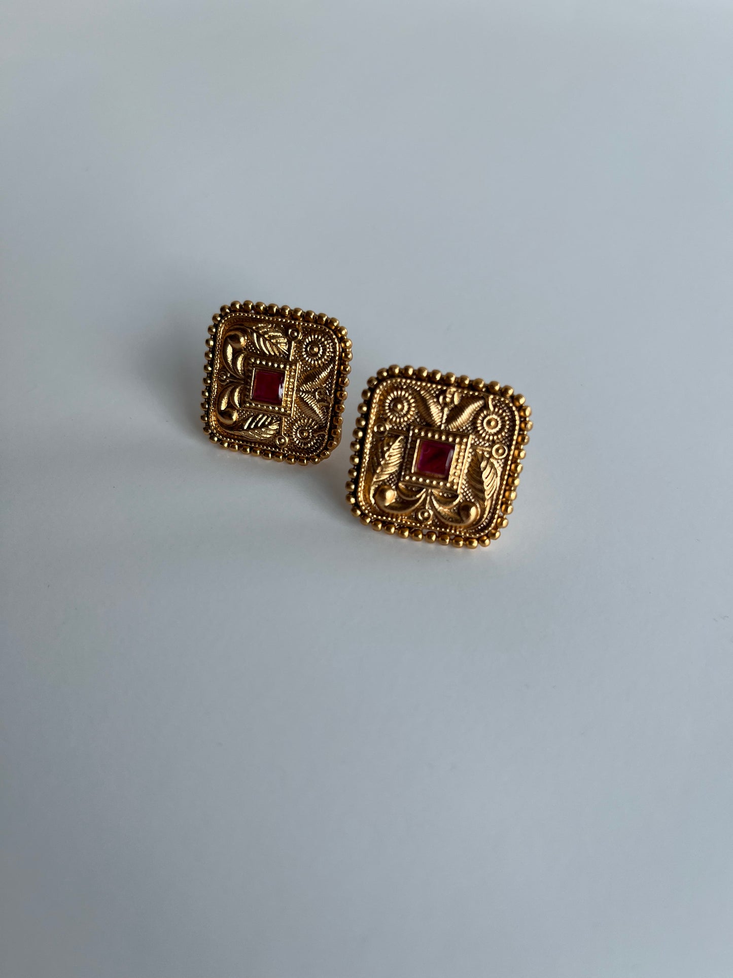 Red Antique Gold Studs