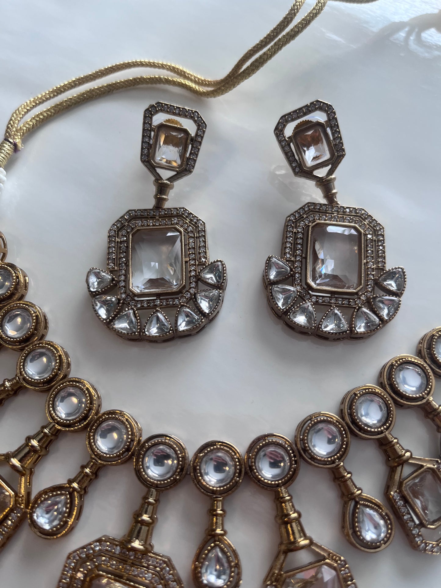 Bold Kundan Rectangle Set