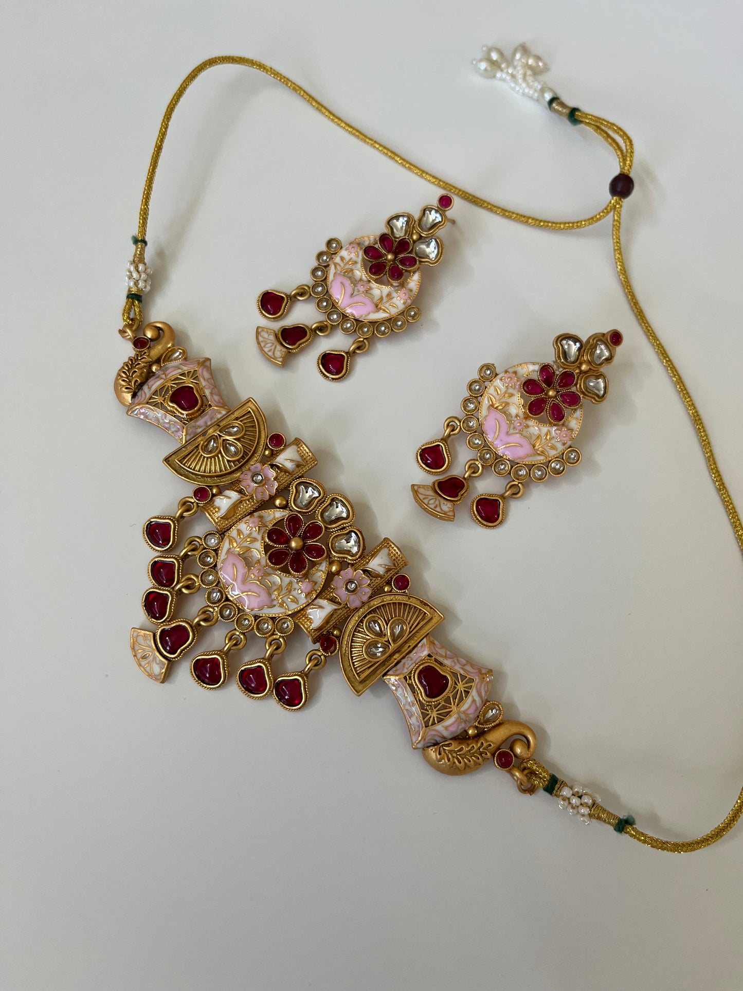 Red Pink Antique Gold Set