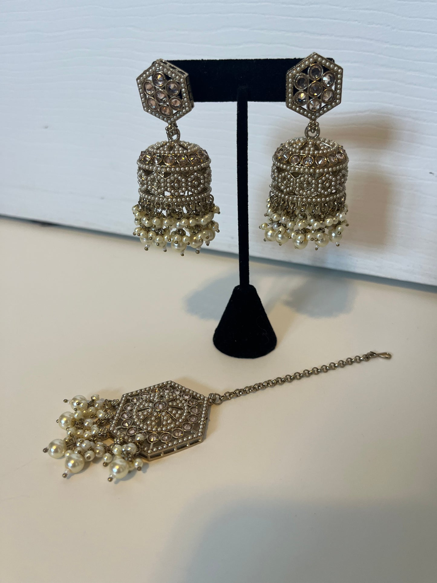 Pearl drop Jumke Tikka Gold