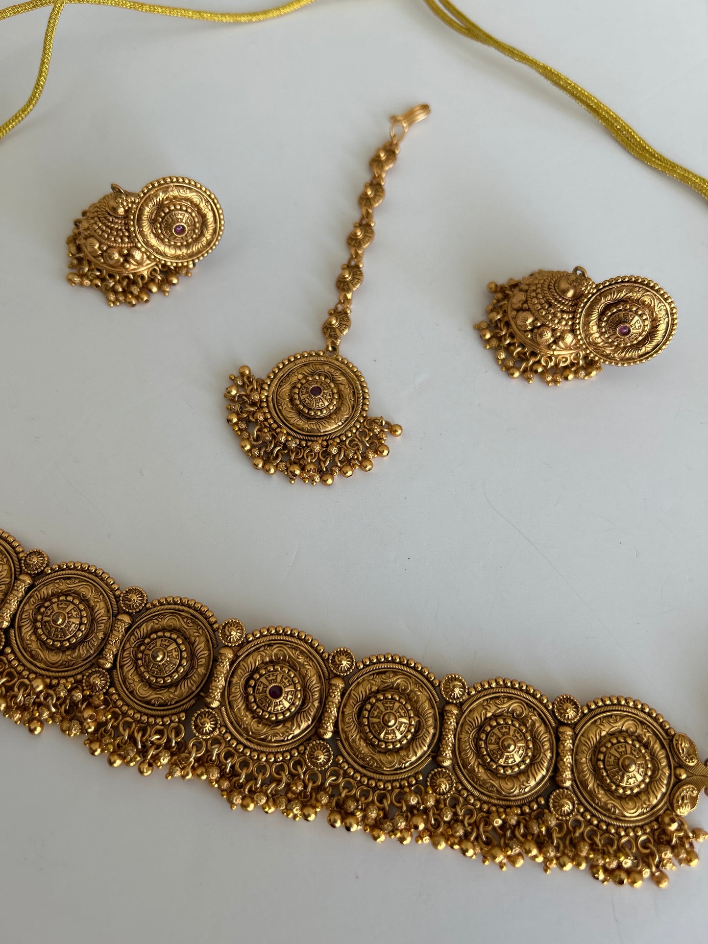 Faux Gold Flower pink stone accent Necklace Earrings Tikka Set