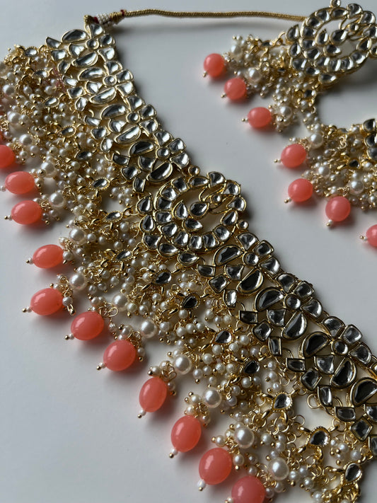 Faux Kundan Peach Choker Set